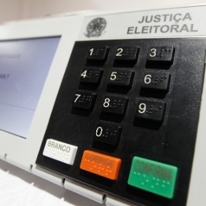 Condenados pela Lei da Ficha Limpa podem ser beneficiados com adiamento das eleições