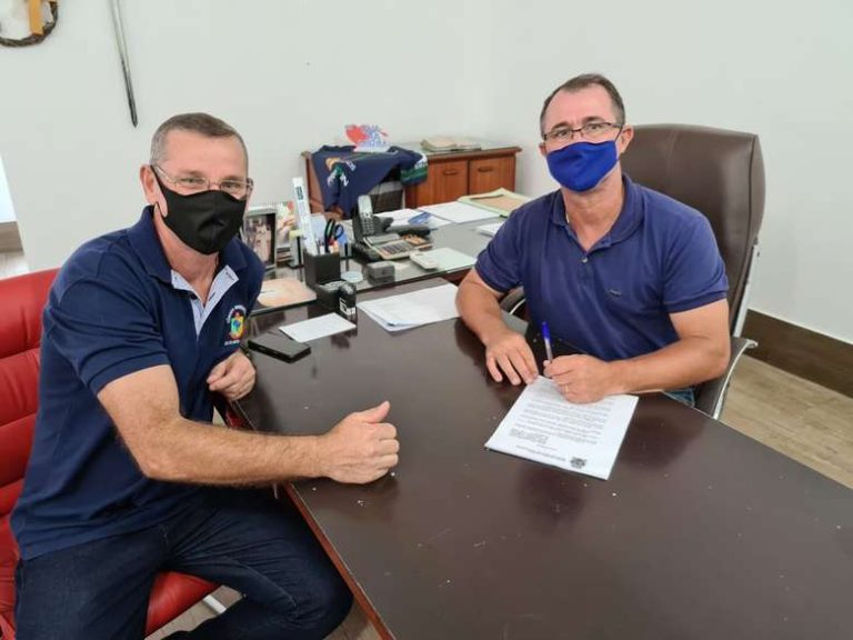 Sancionada Lei que proíbe uso de fogos de artifícios e foguetes que causam barulho em Guaramirim