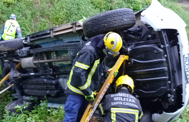 Acidente grave é registrado na BR-280, em Araquari