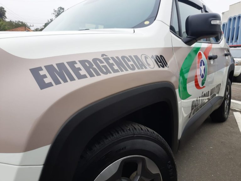 Mulher é autuada por maus-tratos contra animais em Massaranduba