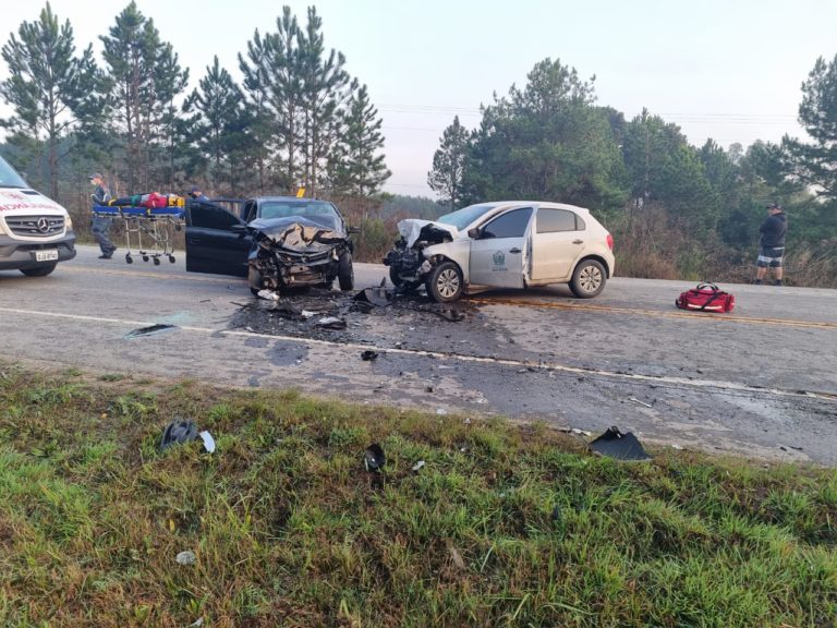 Uma pessoa morre e outras três ficam gravemente feridas em acidente na BR-282, em SC
