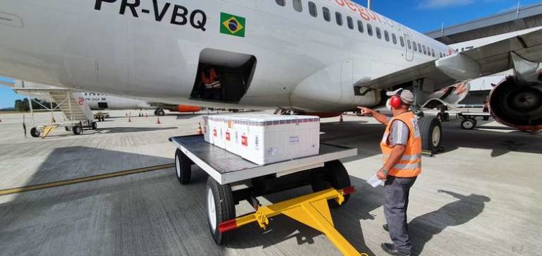 Estado distribui nesta terça 199 mil doses da vacina contra a Covid-19