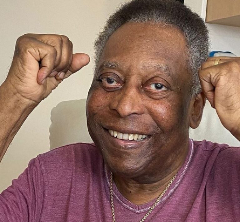 Pelé deixa UTI após dez dias: “Estaremos juntos em breve”