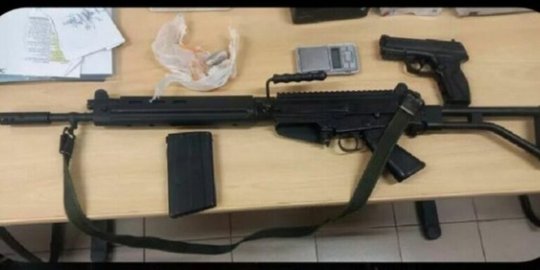 Exército Brasileiro faz operação para recuperar armas furtadas