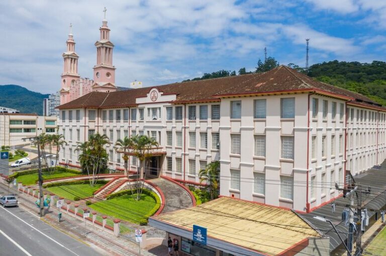 Colégio Marista de Jaraguá realiza simulação de incêndio na segunda-feira