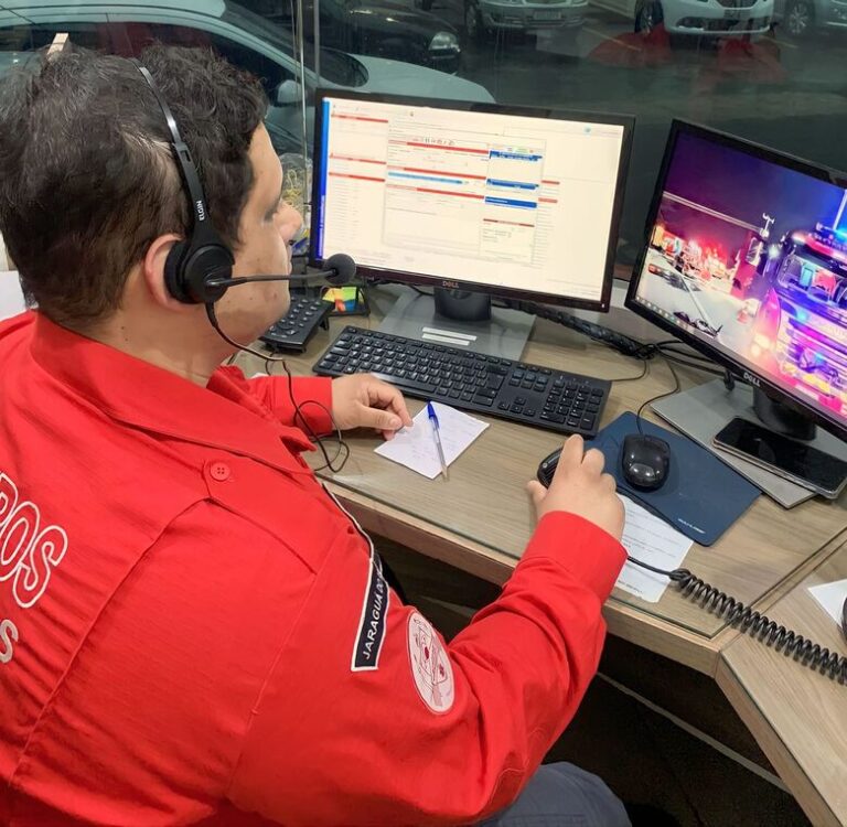Por telefone, bombeiro salva idosa engasgada em Jaraguá do Sul