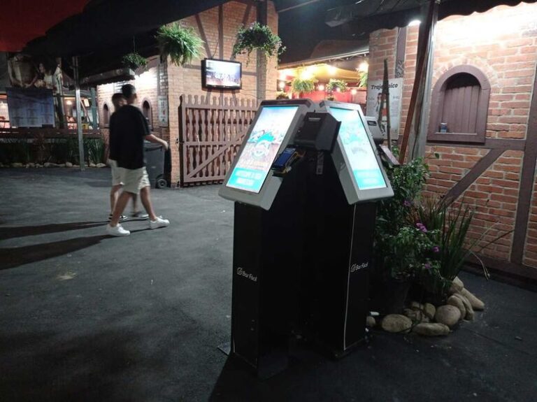 Compre ingressos antecipados e evite filas na Schützenfest