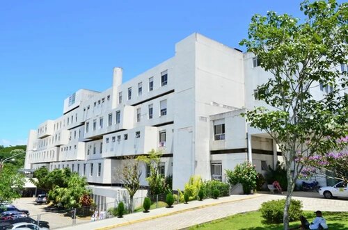 MPSC abre investigação sobre idosa de 90 anos encontrada viva em necrotério em São José.