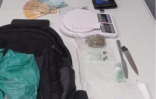 Pai e filho são presos por tráfico de drogas em Jaraguá do Sul