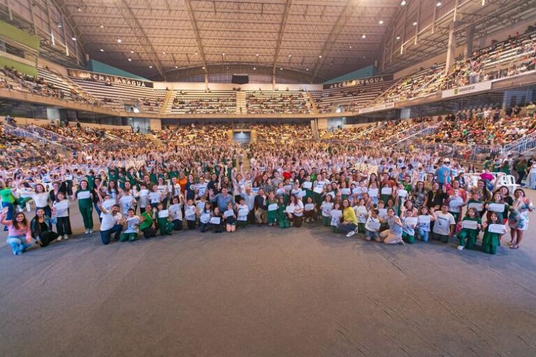 Samae de Jaraguá forma alunos do Proeva e premia concurso fotográfico