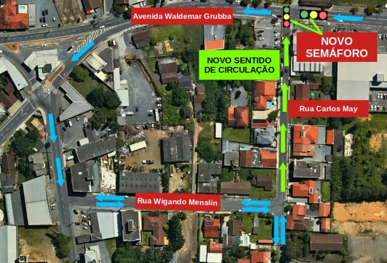 Novo semáforo da Avenida Waldemar Grubba já está ativado, em Jaraguá do Sul