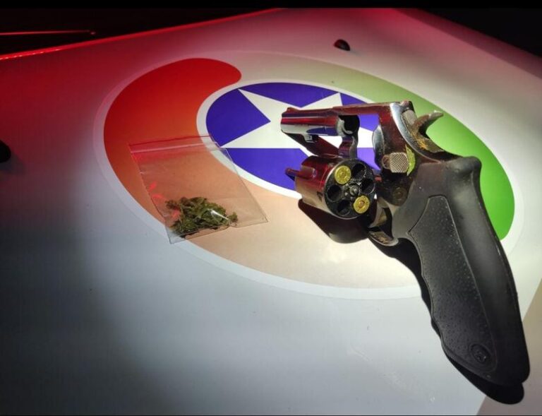 PM apreende arma e maconha após abordagem em Schroeder