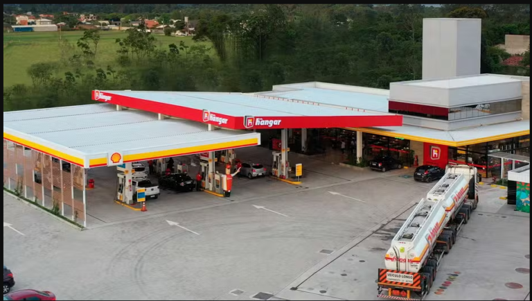 Posto de Combustível em Imbituba, SC, Recebe Prêmio de “Mais Bonito do Brasil” na Categoria Rodovia