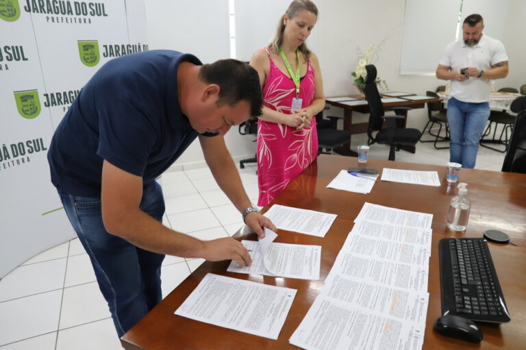 Oito empresas aderem ao Programa Adote o Verde