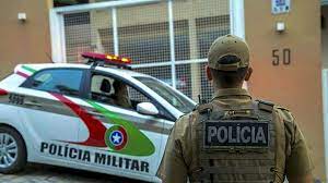 Detenção por perturbação e desacato: homem de 26 anos é conduzido à delegacia