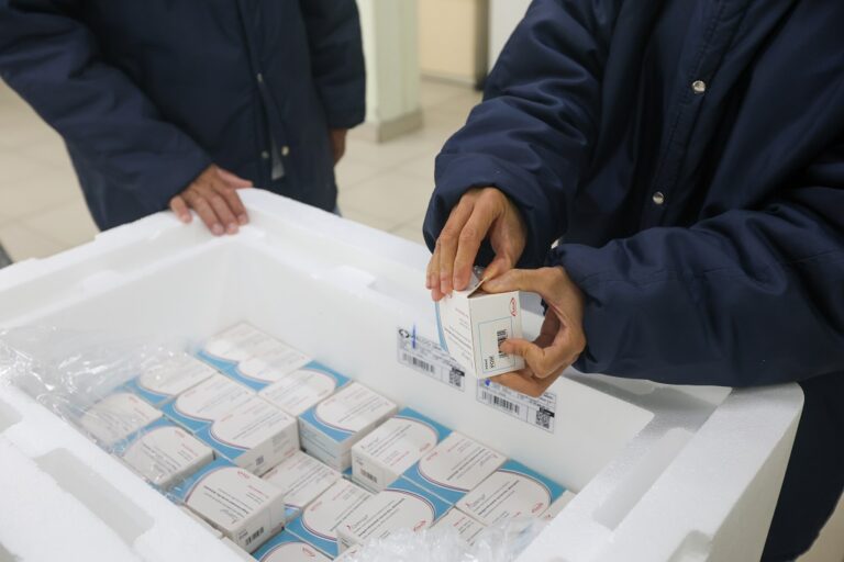 Schroeder inicia nesta terça-feira (27) vacinação contra a dengue em crianças de 10 e 11 anos