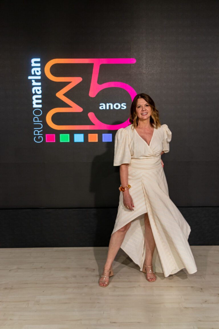 Com direito a viagem de cruzeiro e prêmios de até R$ 8 mil, fábrica têxtil de SC reúne representantes de todo o Brasil