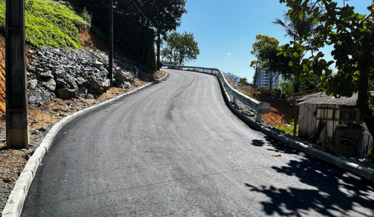 Pavimentações avançam e novas ruas são contempladas