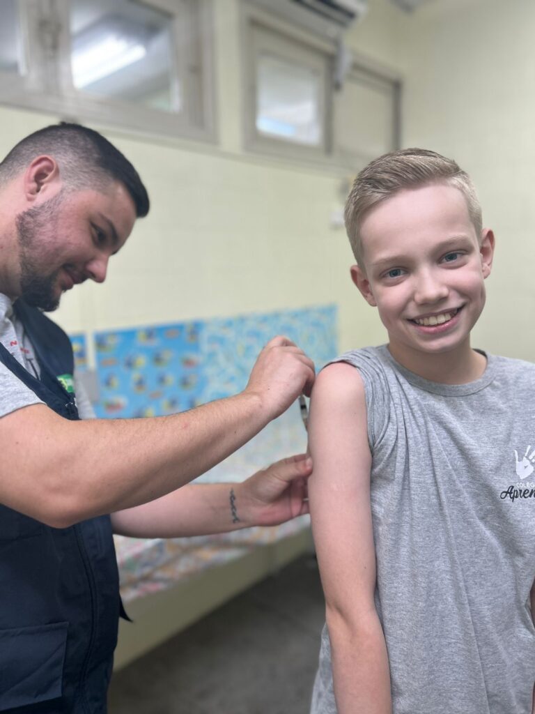 Vacinação contra a dengue: mais de 120 doses aplicadas no sábado