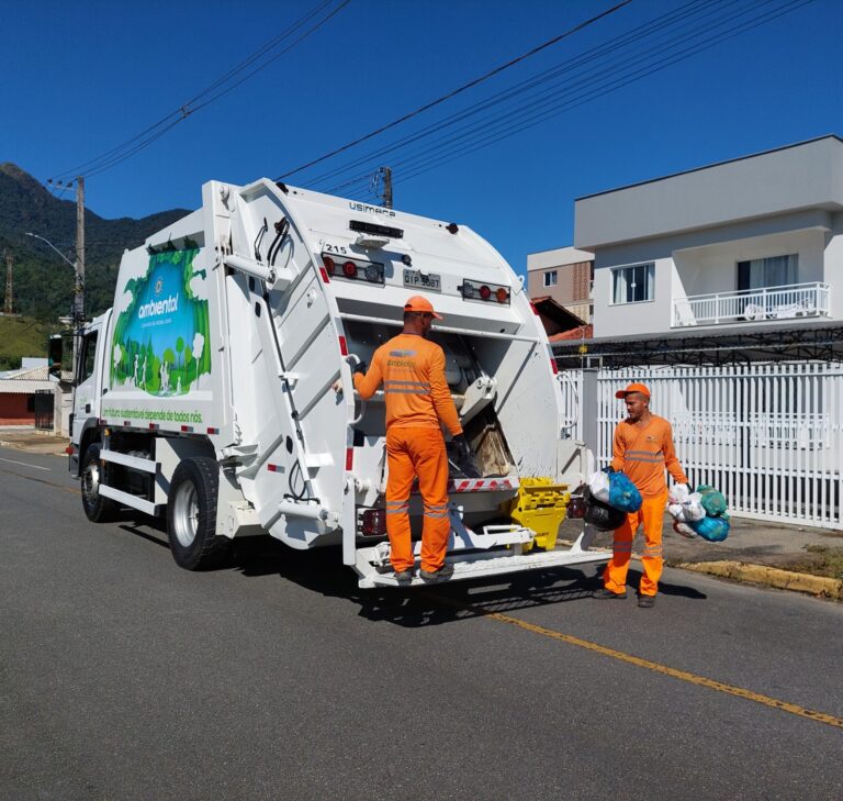 Serviços do Samae durante o feriado do Dia do Trabalhador