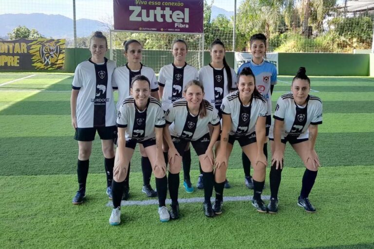Três equipes vencem na abertura do Varzeano Feminino