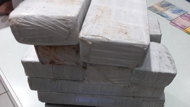 Polícia Militar Prende Casal com 7 kg de Maconha em Jaraguá do Sul