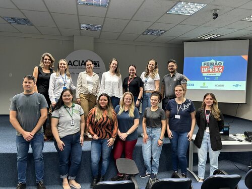 Mais de 150 vagas de emprego serão ofertadas no 2º Feirão de Empregos de Schroeder no próximo sábado (29)