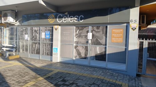 Funcionários da Celesc entram em greve por tempo indeterminado e afetam serviços em Schroeder