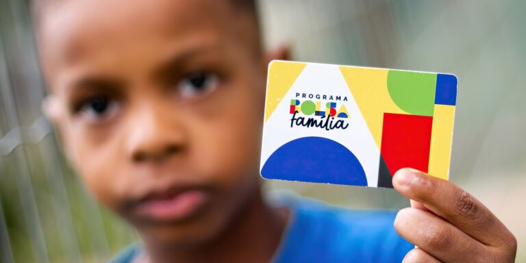 Caixa paga nesta terça Bolsa Família a beneficiários com NIS final 7