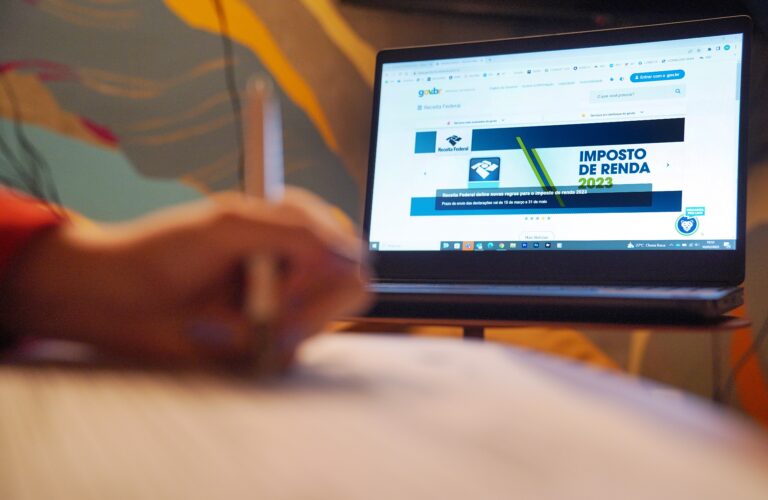 Imposto de Renda: lote residual de fevereiro vai pagar R$ 15,4 milhões a 6,3 mil contribuintes em SC