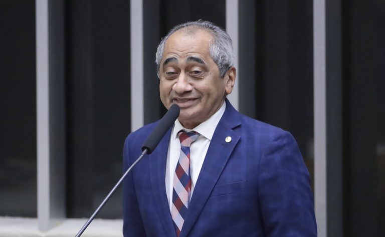 Câmara aprova projeto que cria medalha do mérito evangélico – Notícias