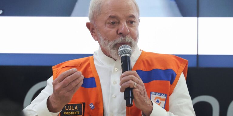 Lula lamenta morte de oito pessoas em queda de balão em Santa Catarina