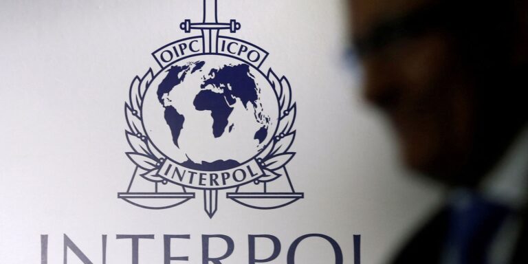 PF pede inclusão de Zambelli na lista de procurados da Interpol