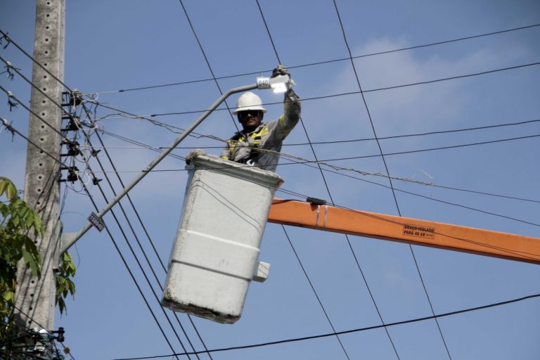 Sancionada lei que aumenta pena para roubo e furto de cabos elétricos e de telefonia – Notícias
