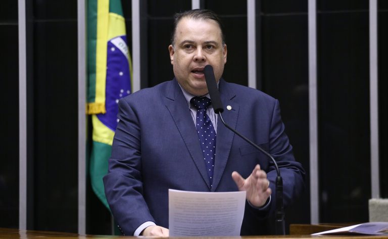 Comissão aprova campanhas educativas permanentes do governo sobre violência doméstica  – Notícias