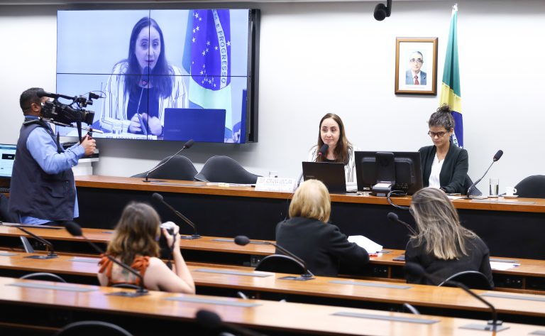 Especialistas defendem currículos educacionais feitos por técnicos e focados em conhecimentos específicos – Notícias