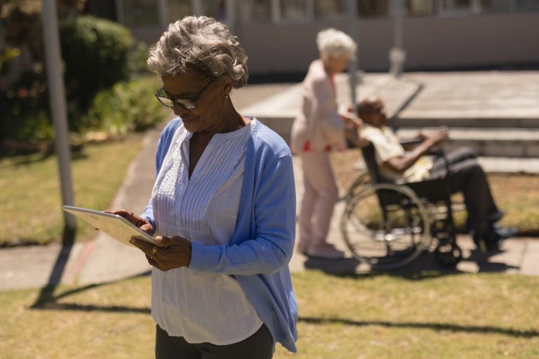 Comissão debate uso da inteligência artificial nos cuidados à pessoa idosa – Notícias