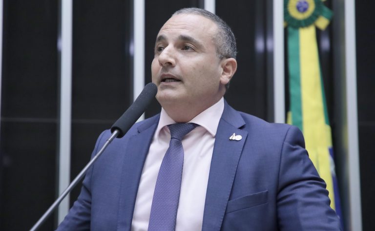 Projeto obriga condenados a ressarcirem suas vítimas – Notícias