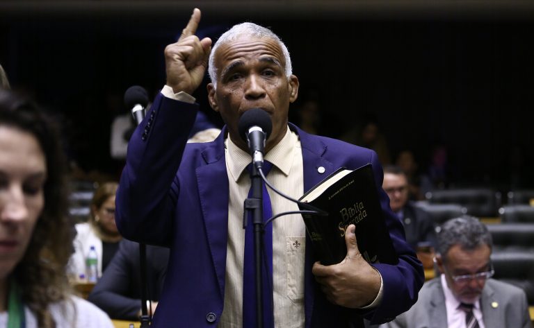 Comissão aprova projeto para garantir abrigo até os 21 anos para jovem vulnerável – Notícias