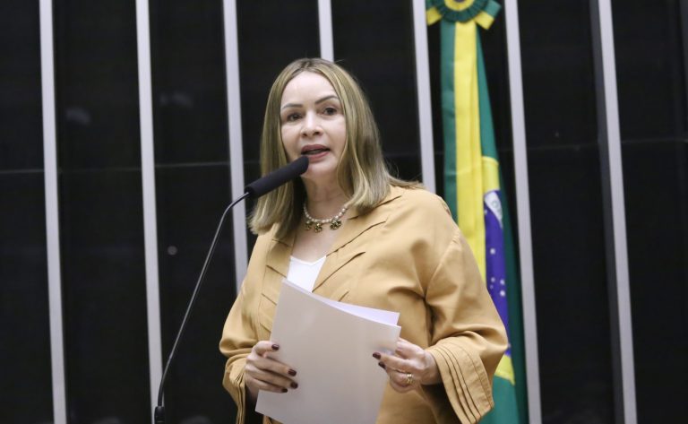 Câmara aprova projeto que libera pagamentos congelados a servidores em razão da pandemia – Notícias