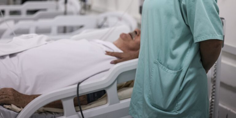 Campanha alerta para falhas na prescrição de antibióticos em hospitais