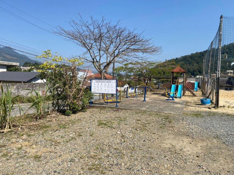 Vereadores propõem revitalização de área de lazer no Bairro Nova Esperança