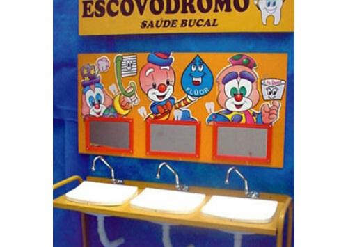 Vereadora quer instalação de ‘escovódromo’ no Posto de Saúde do Bairro Avaí