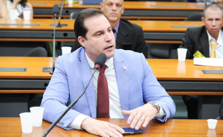 Comissão aprova suspensão de restrições à Polícia Rodoviária em operações conjuntas de segurança – Notícias