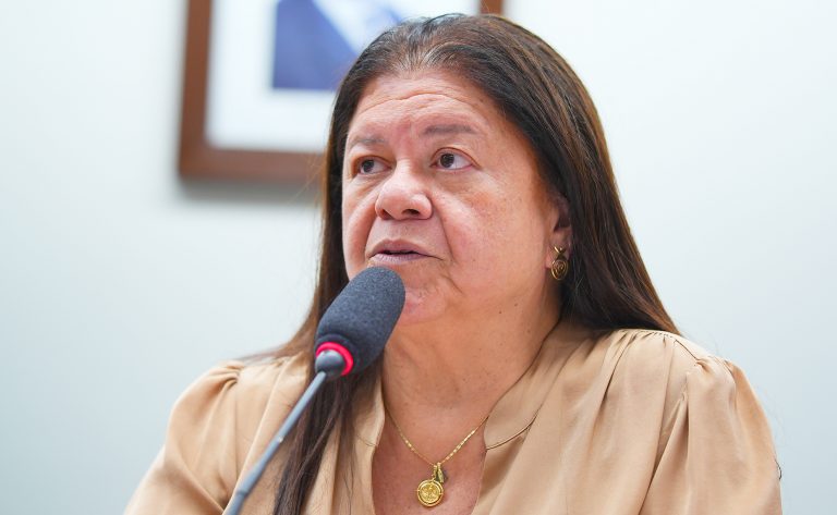 Comissão aprova programa de combate ao câncer de pele entre pescadores e trabalhadores rurais – Notícias