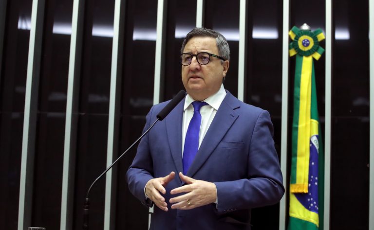 Câmara aprova projeto que proíbe cobrança para sindicatos na folha de aposentados do INSS – Notícias