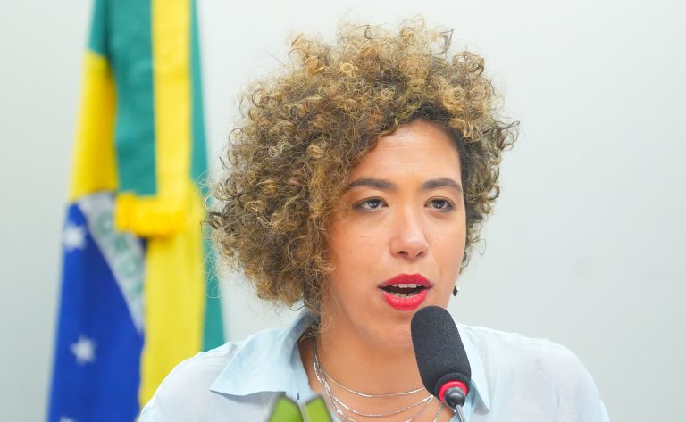 Comissão aprova marco legal para fortalecer o futebol feminino no Brasil – Notícias