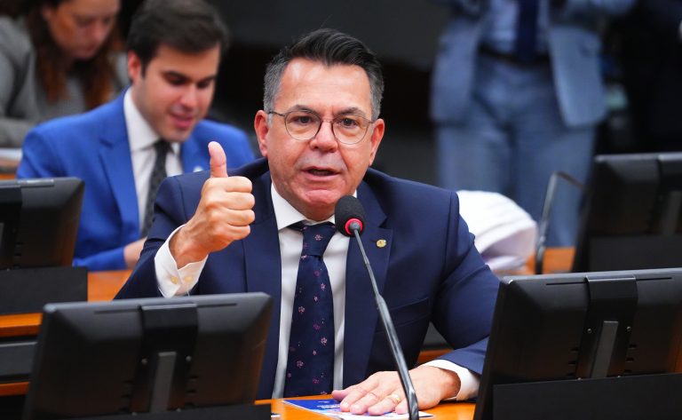 Comissão aprova possibilidade de abertura das escolas em dias não letivos para atividades comunitárias – Notícias