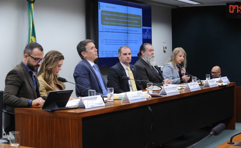 Especialistas pedem mais controle sobre venda de suplementos alimentares – Notícias