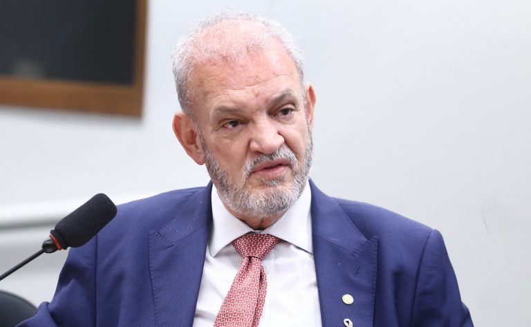 Comissão aprova visitação de criança e adolescente órfãos a idoso em asilo – Notícias